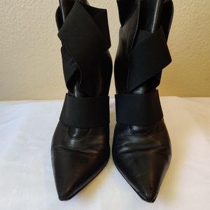 Gianvito Rossi Elastic Black Booties